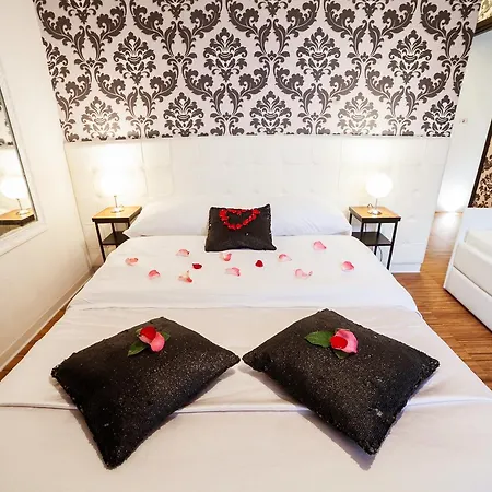 Ostiense بيت ضيافة