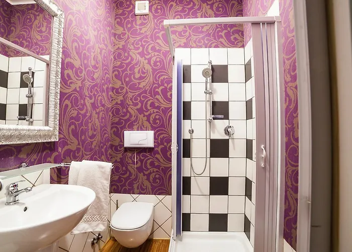 Πανσιόν Ostiense 2*